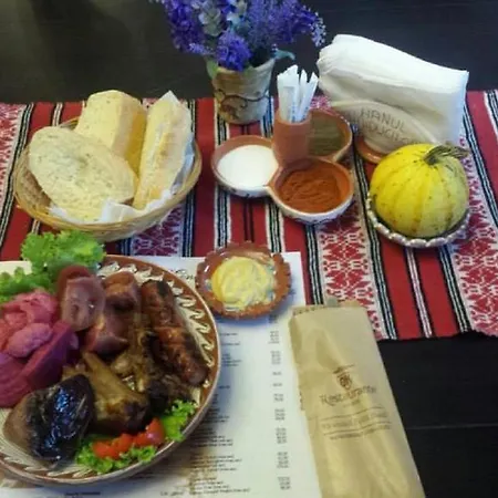 Hanul Haiducilor 3* Obârşia Lotrului